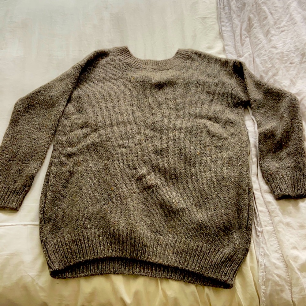 Vince woos sweater with sparkle
